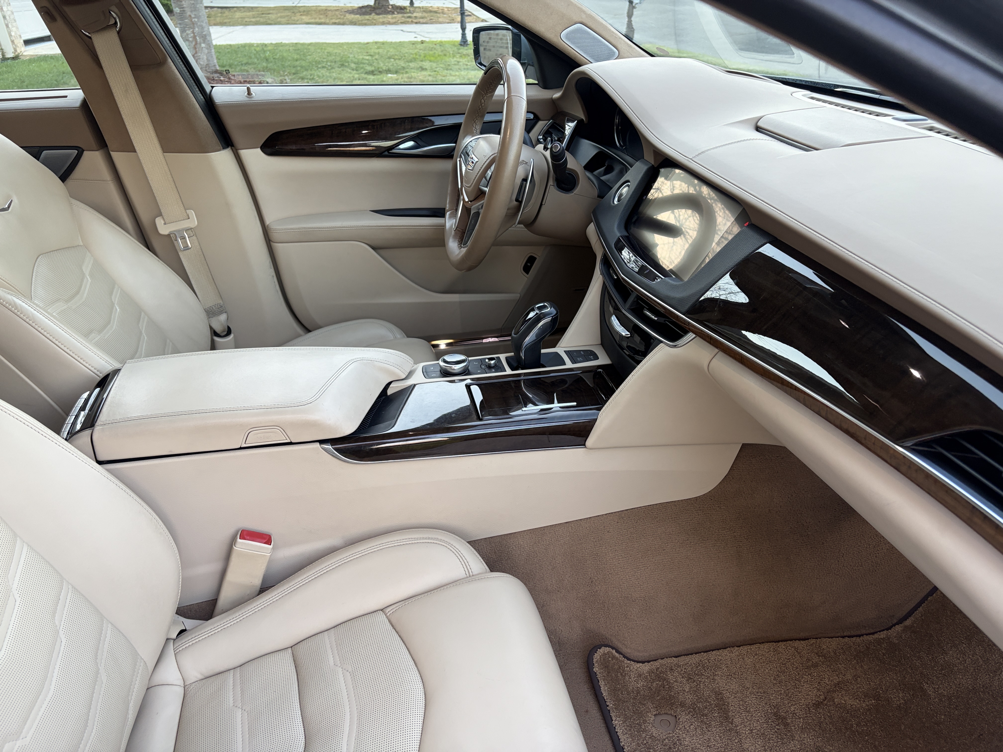 Used 2019 Cadillac CT6 Platinum w/ LPO, Exterior Accent Package AWD/4WD image 14