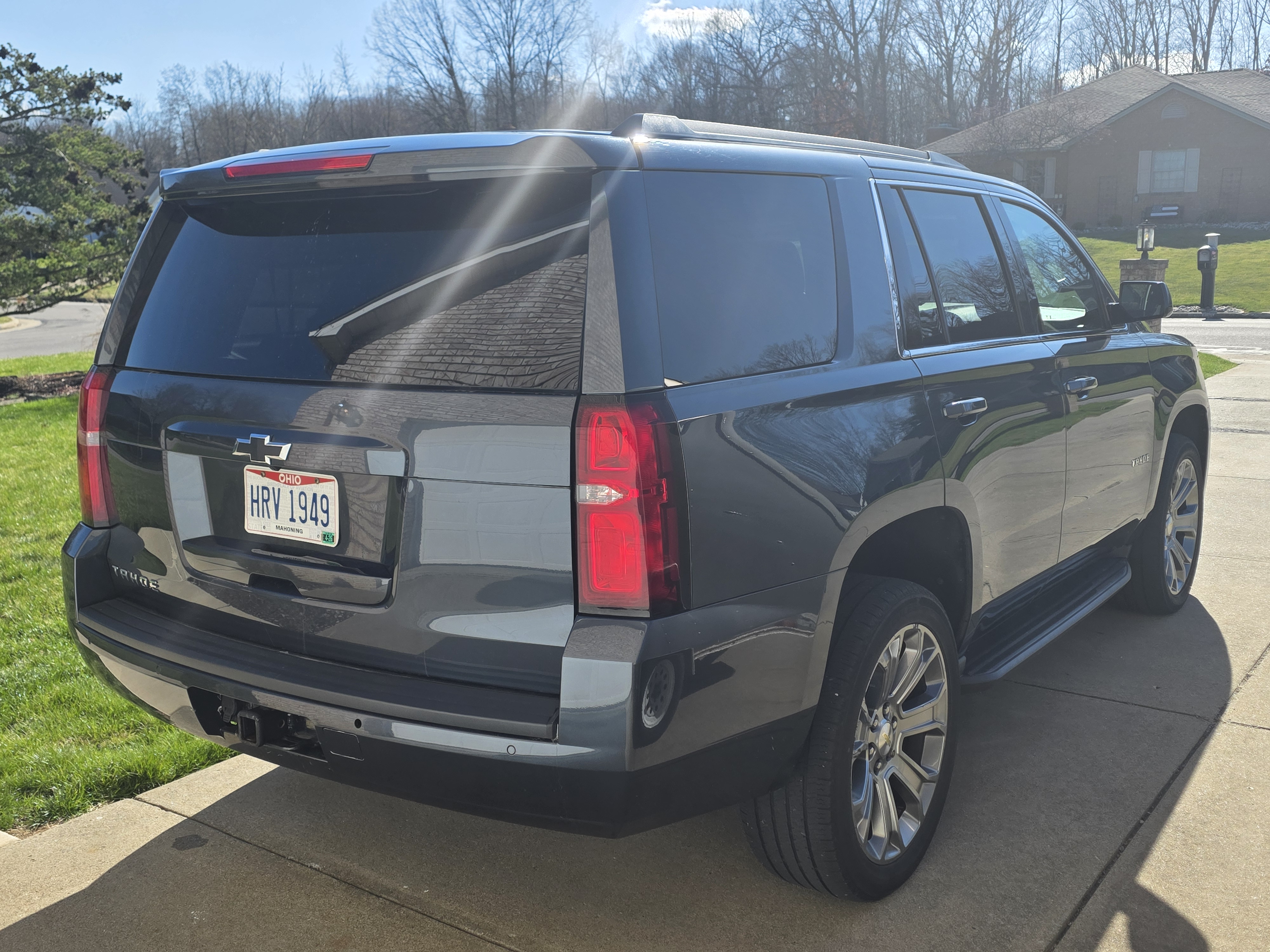 Used 2019 Chevrolet Tahoe LS AWD/4WD image 4