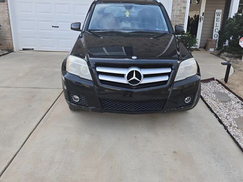 Used 2010 Mercedes-Benz GLK 350 4MATIC image 1