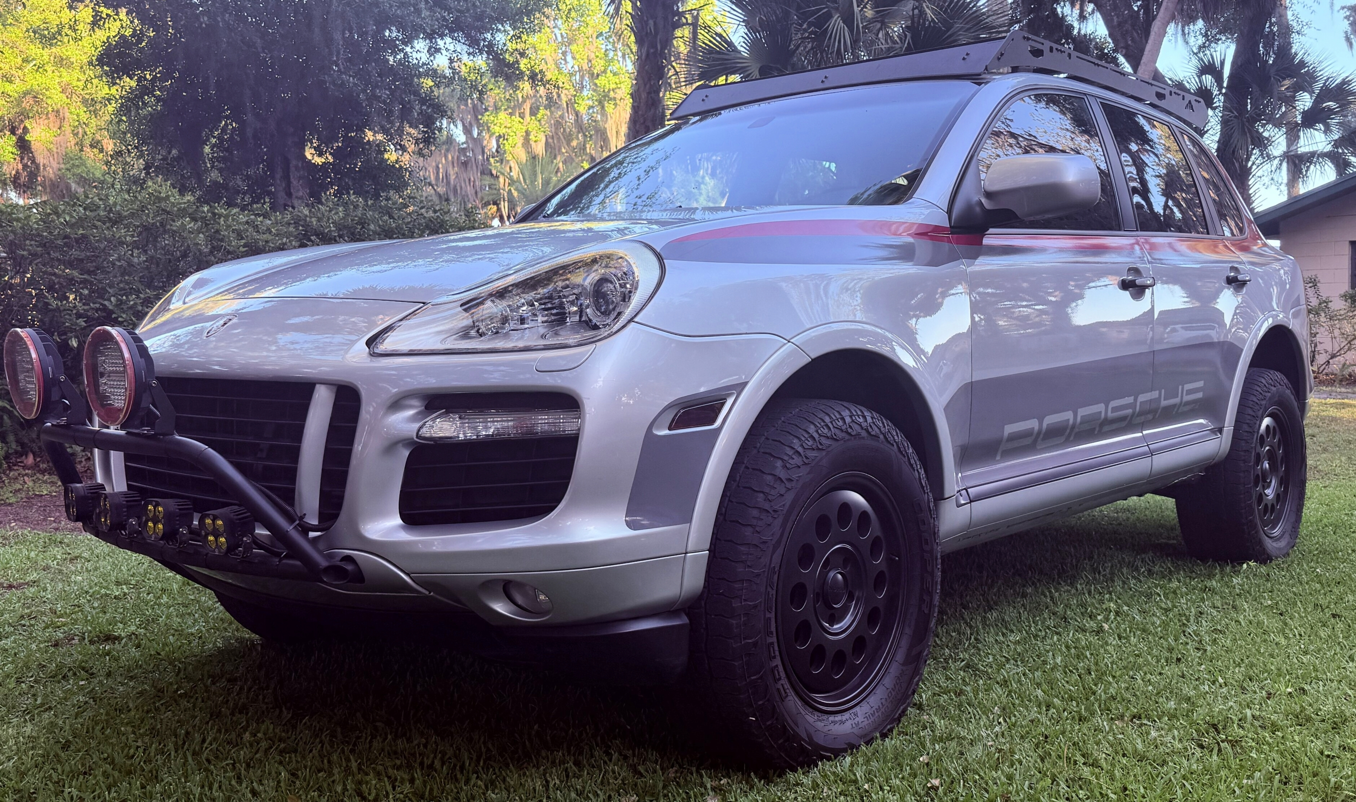 Used 2010 Porsche Cayenne GTS AWD/4WD image 1