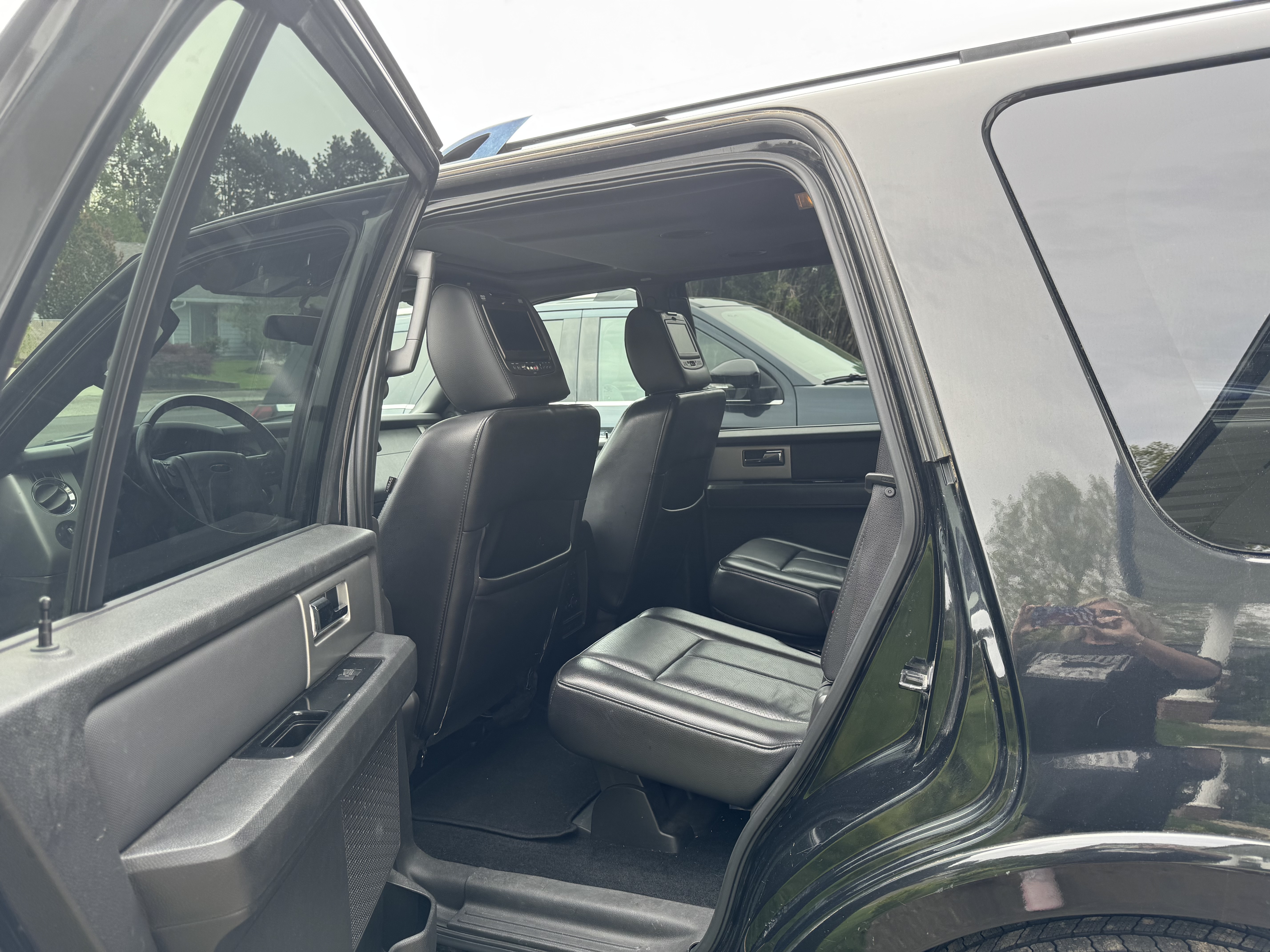Used 2013 Ford Expedition Limited AWD/4WD image 5