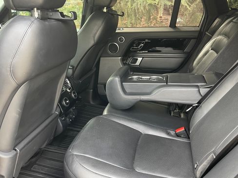 Used 2020 Land Rover Range Rover HSE image 22
