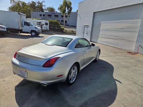 Used 2005 Lexus SC 430 Convertible RWD image 9