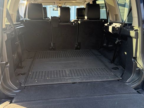 Used 2013 Land Rover LR4 HSE image 11