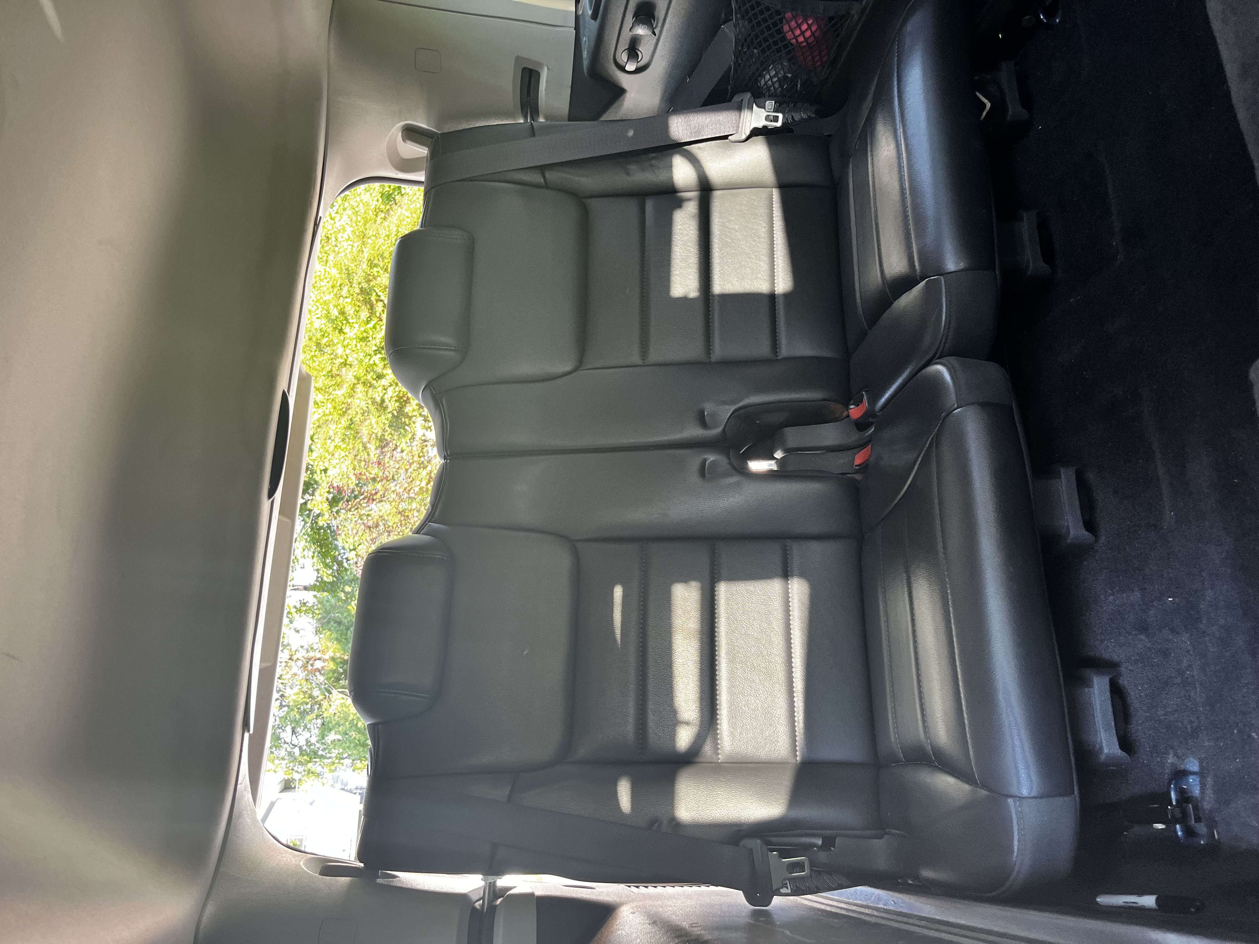 Used 2010 Jeep Commander Sport w/ Sun/Sound Group AWD/4WD image 15