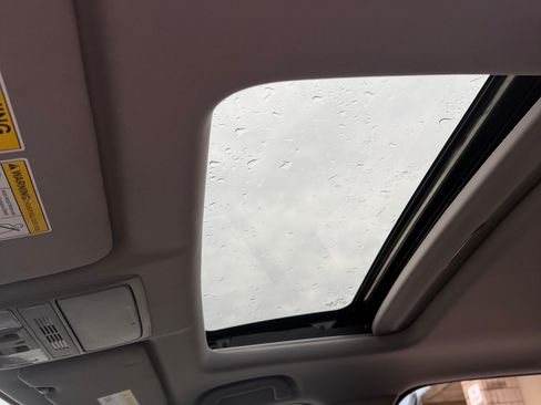 Used 2022 Honda CR-V EX image 29