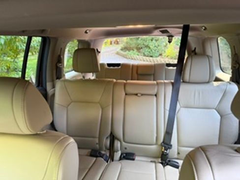Used 2012 Honda Pilot EX-L image 11