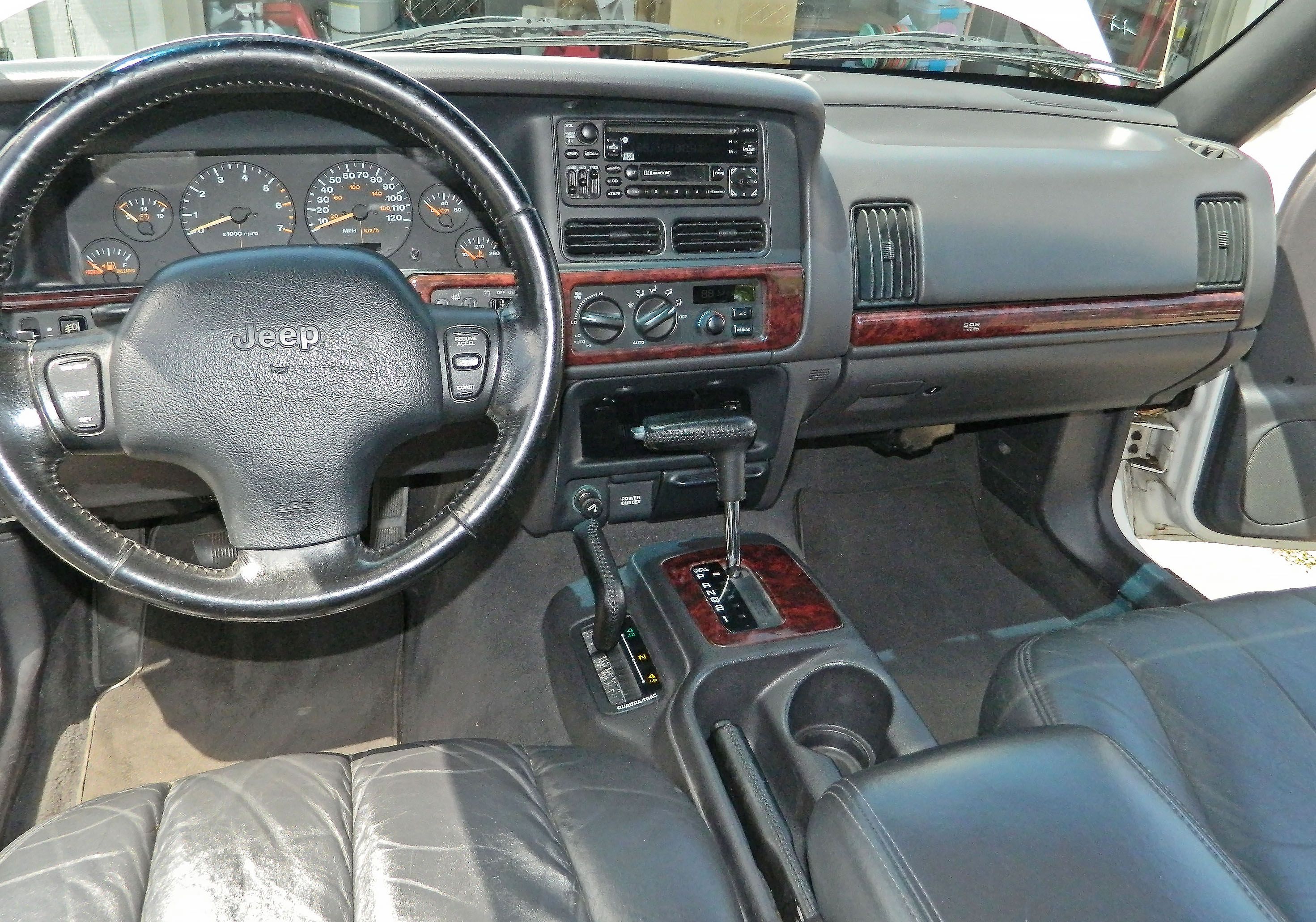 Used 1998 Jeep Grand Cherokee Limited AWD/4WD image 12