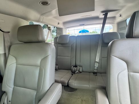 Used 2016 Chevrolet Suburban LT RWD image 11