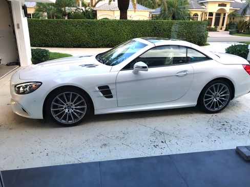 Used 2019 Mercedes-Benz SL 450 image 2