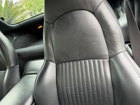 Used 2001 Chevrolet Corvette Z06 RWD image 10