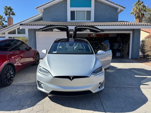 Used 2016 Tesla Model X P90D AWD/4WD image 13