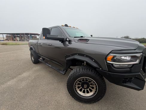 Used 2019 RAM 2500 Power Wagon image 4
