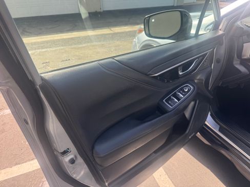 Used 2020 Subaru Outback Limited w/ Tech Package 2 AWD/4WD image 12