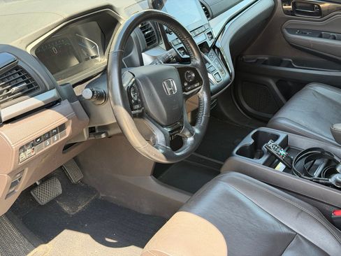Used 2019 Honda Odyssey Elite image 8