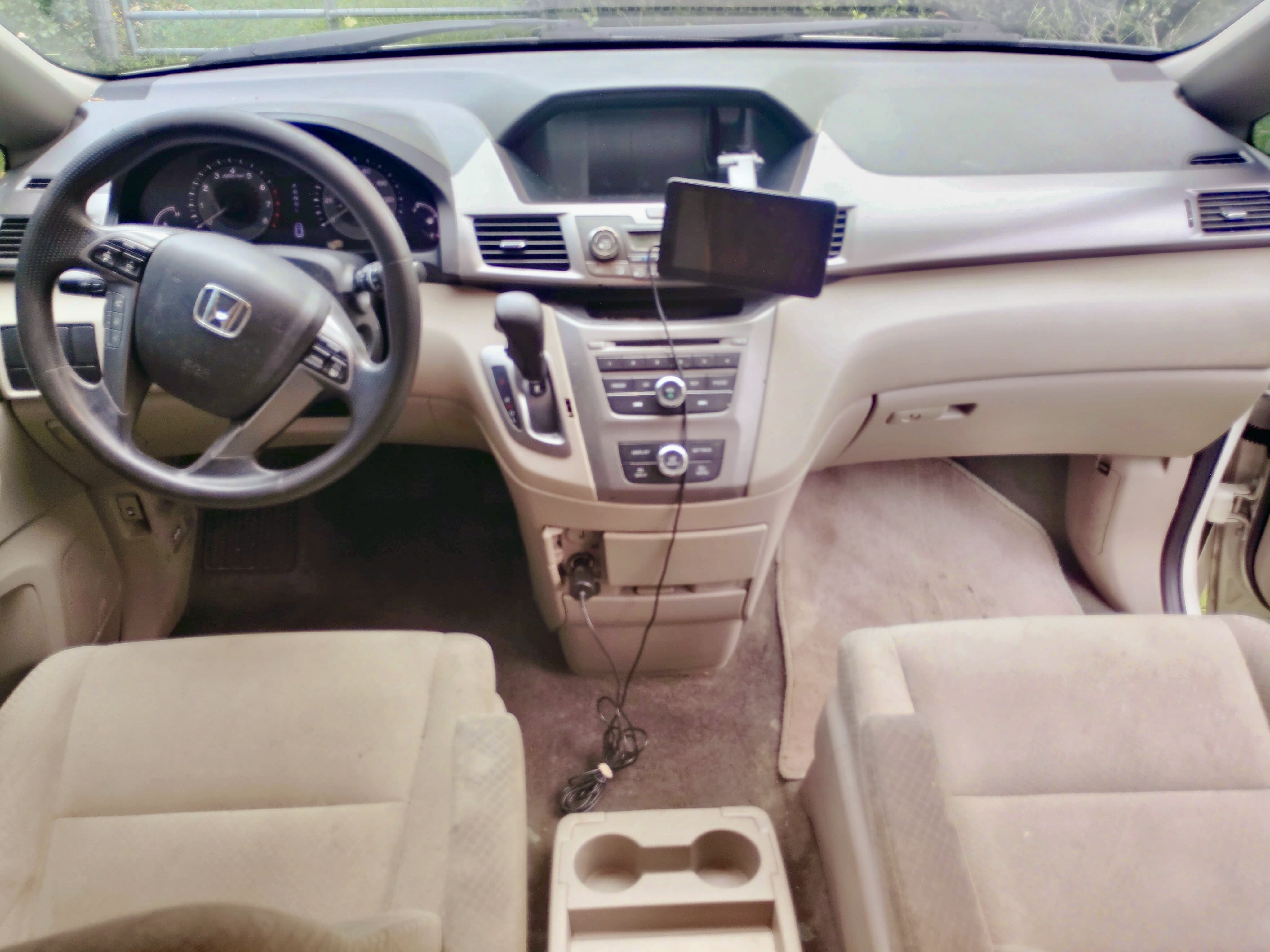 Used 2015 Honda Odyssey LX image 15