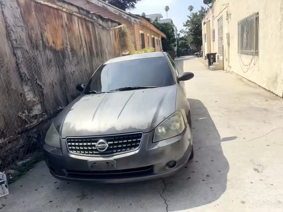 Used 2005 Nissan Altima 2.5 S FWD image 6