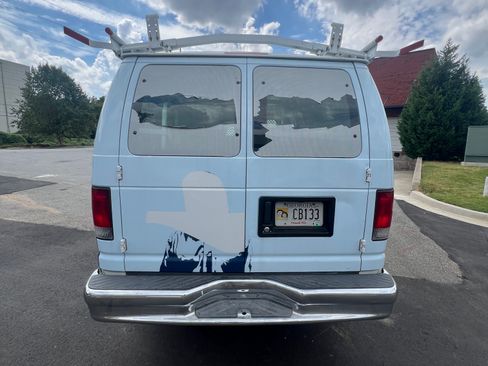 Used 2006 Ford E-350 and Econoline 350 Super Duty image 5