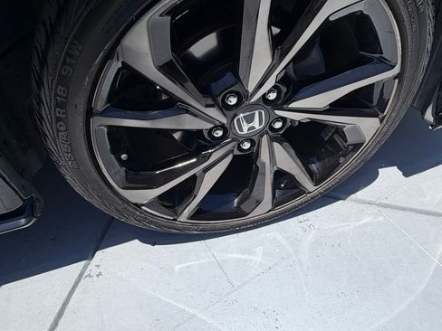 Used 2018 Honda Civic Sport image 19