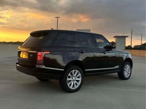 Used 2016 Land Rover Range Rover HSE image 4