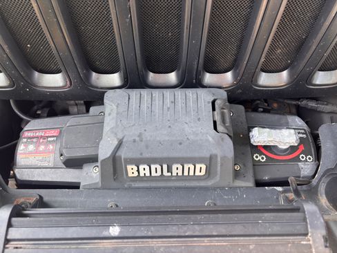 Used 2017 Jeep Wrangler Unlimited Rubicon image 26