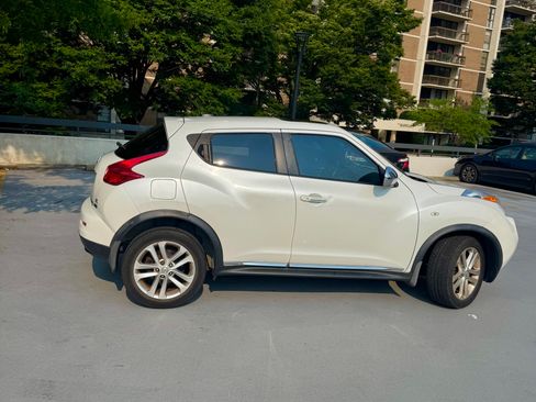 Used 2013 Nissan Juke SL w/ Chrome Pkg FWD image 6