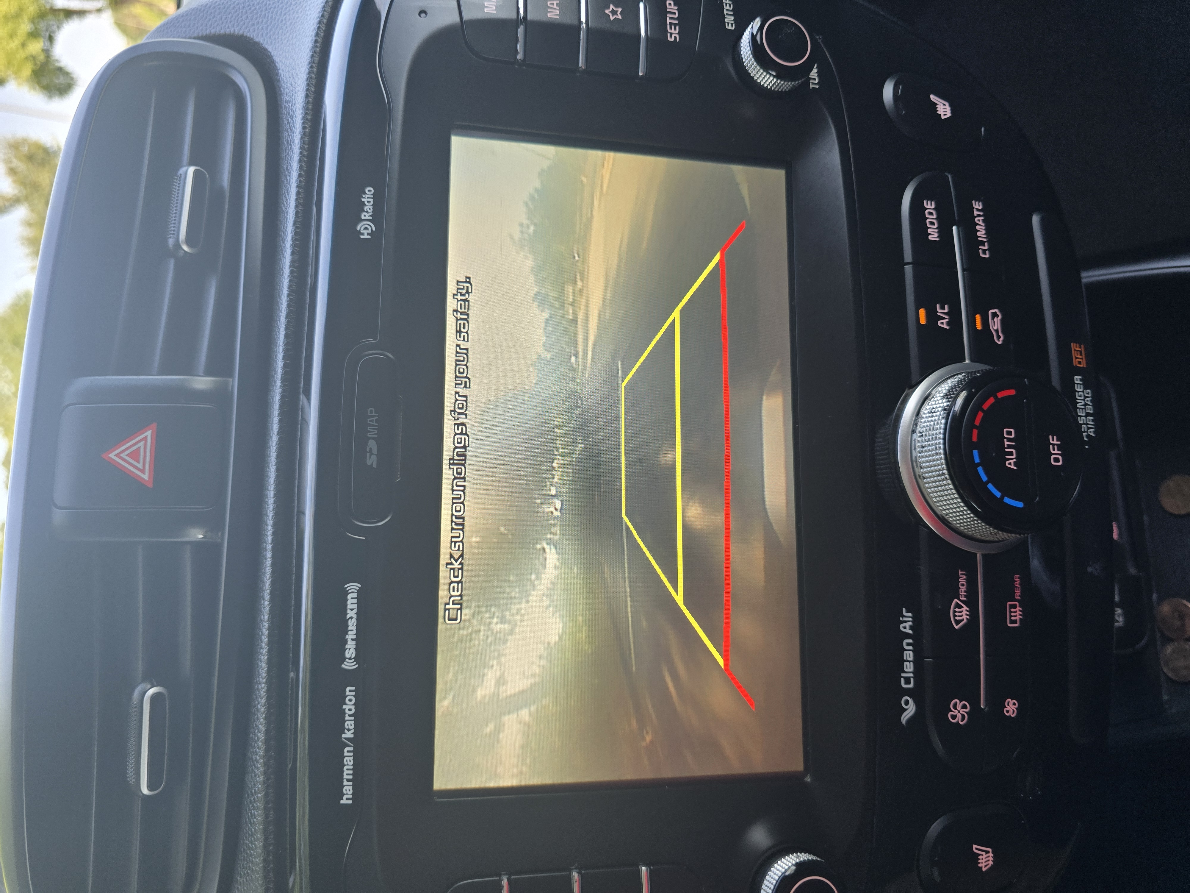 Used 2018 Kia Soul + FWD image 16