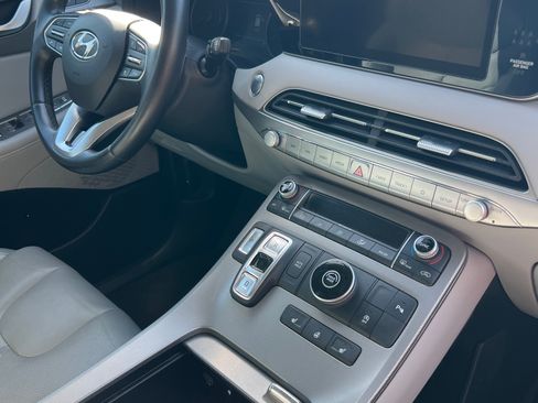 Used 2022 Hyundai Palisade SEL w/ 8P Bench Seat Package FWD image 19
