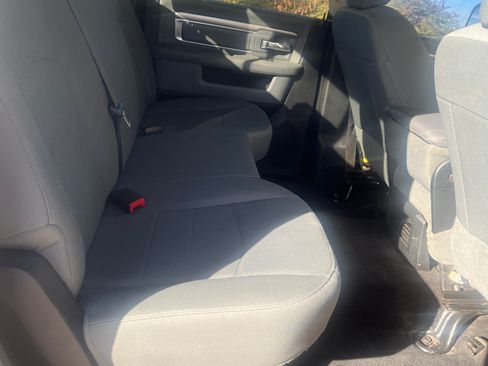 Used 2017 RAM 2500 SLT image 15