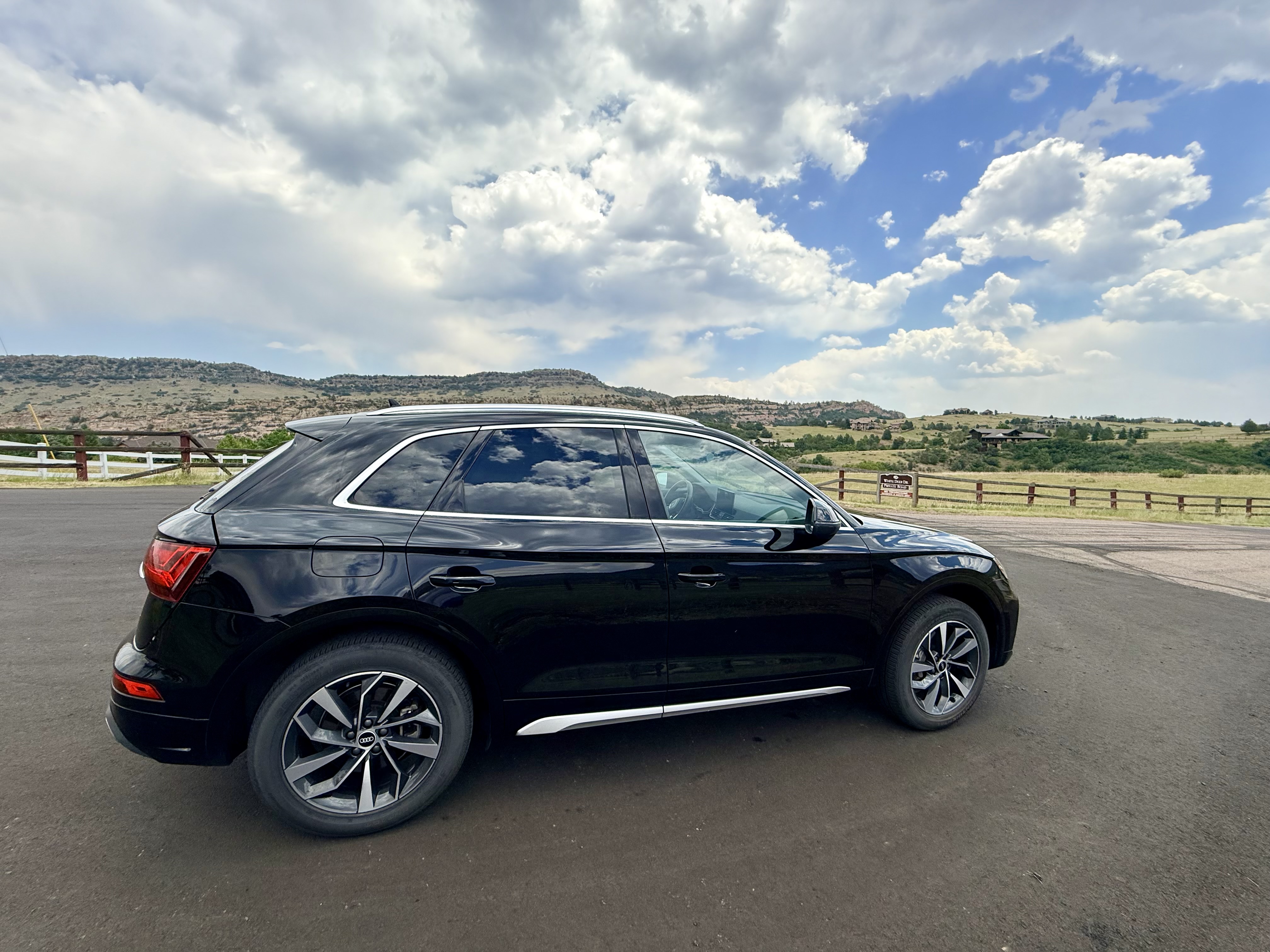Used 2021 Audi Q5 2.0T Premium Plus w/ Premium Plus Package AWD/4WD image 12