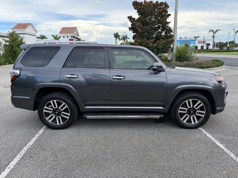 Used 2014 Toyota 4Runner Limited AWD/4WD image 4