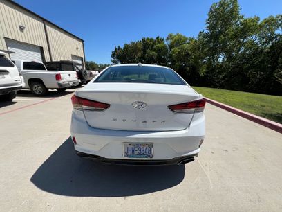 Used 2018 Hyundai Sonata SE w/ Cargo Package