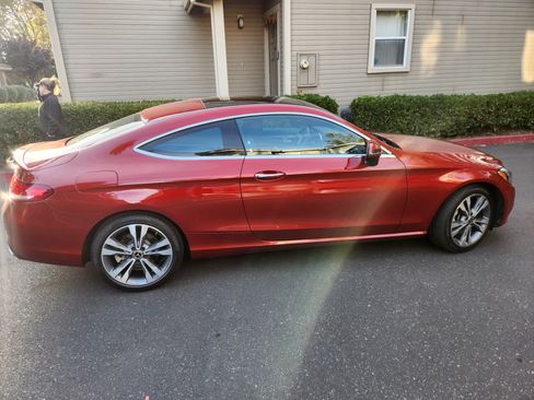 Used 2018 Mercedes-Benz C 300 Coupe image 9