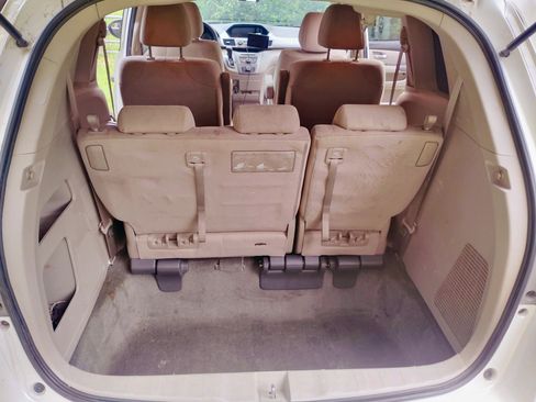 Used 2015 Honda Odyssey LX image 16
