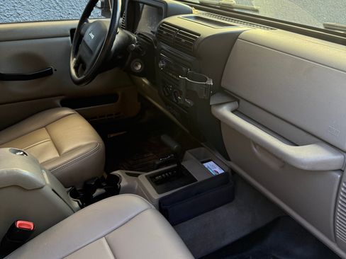 Used 2006 Jeep Wrangler Unlimited image 20