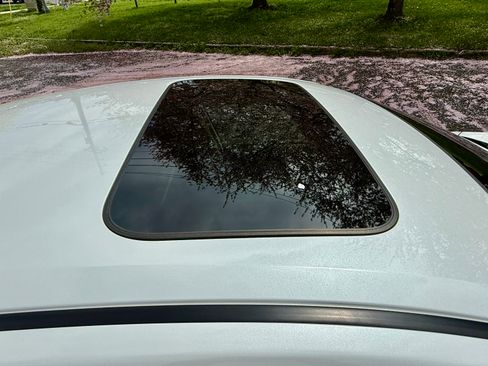 Used 2020 Honda Civic EX image 9