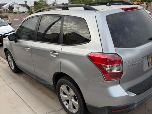 Used 2015 Subaru Forester 2.5i w/ Alloy Wheel Package AWD/4WD image 3