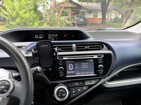 Used 2015 Toyota Prius C Two FWD image 15