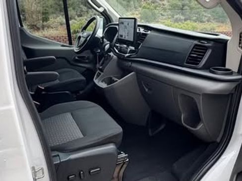 Used 2023 Ford Transit 350 XLT image 6