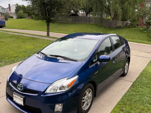 Used 2010 Toyota Prius Five FWD image 8