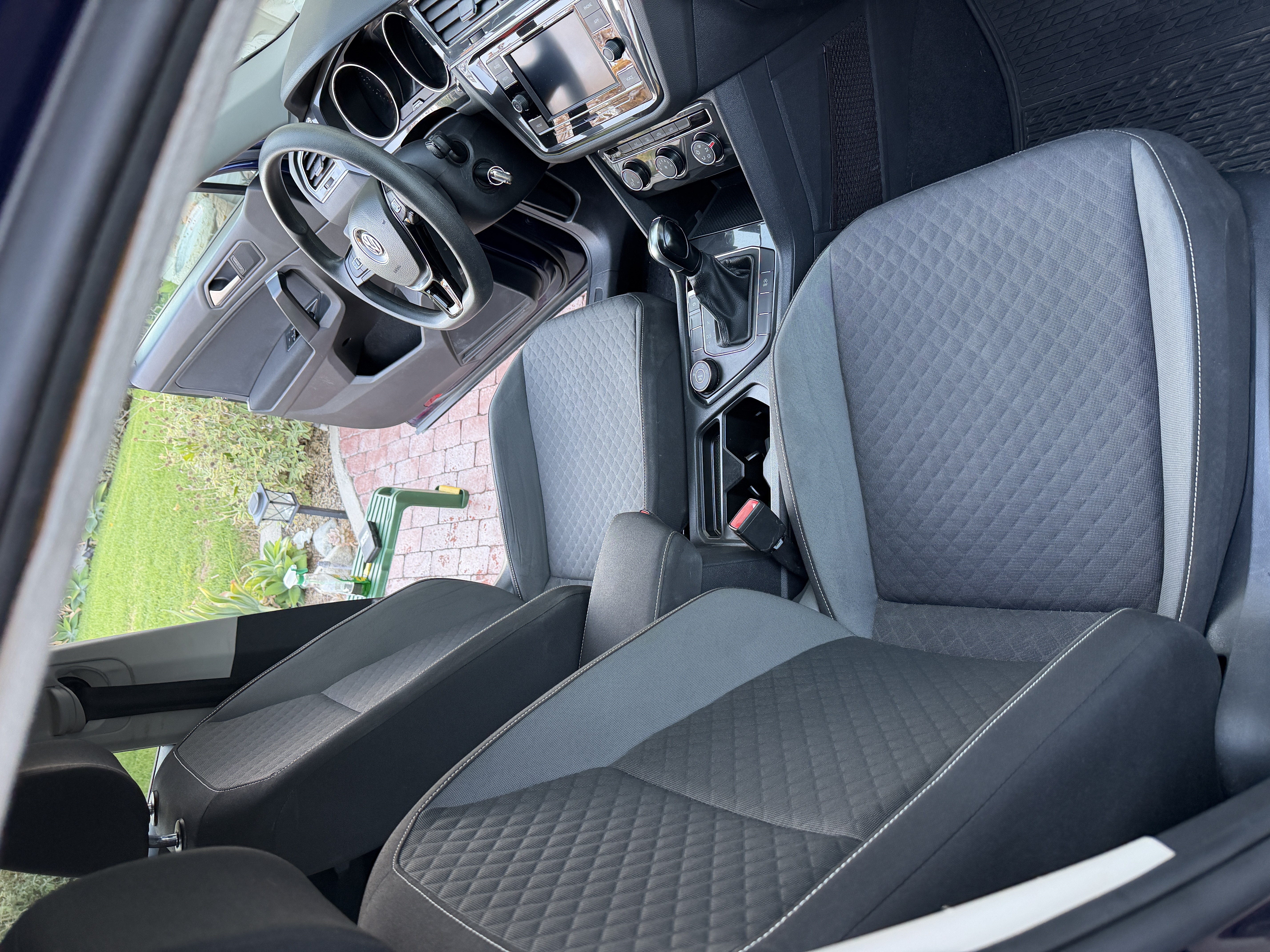 Used 2021 Volkswagen Tiguan S AWD/4WD image 8