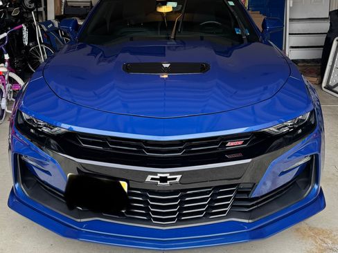 Used 2019 Chevrolet Camaro SS image 1