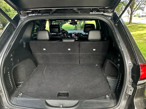 Used 2020 Jeep Grand Cherokee Altitude image 8