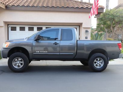 Used 2009 Nissan Titan SE w/ SE Max Utility Pkg