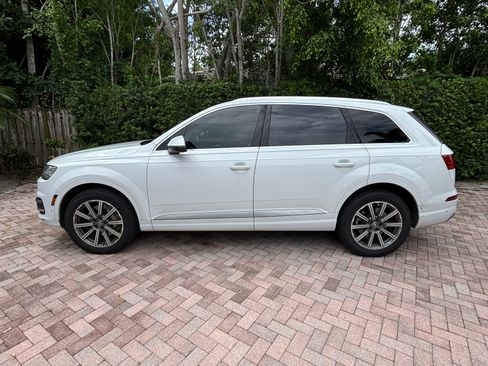 Used 2019 Audi Q7 3.0T Prestige w/ Prestige Package AWD/4WD image 1