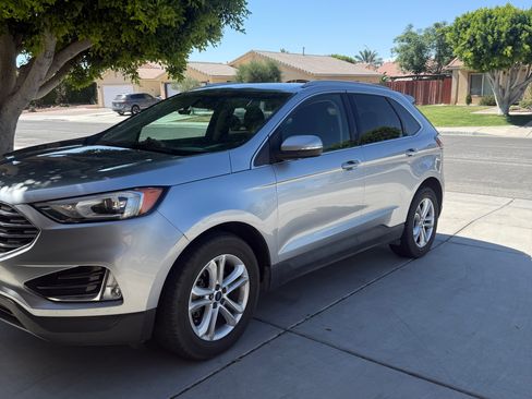 Used 2020 Ford Edge SEL FWD image 9