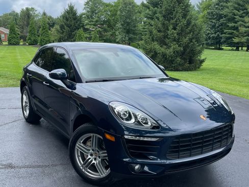 Used 2015 Porsche Macan S AWD/4WD image 1