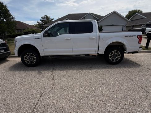 Used 2015 Ford F150 XLT w/ Equipment Group 302A Luxury AWD/4WD image 1