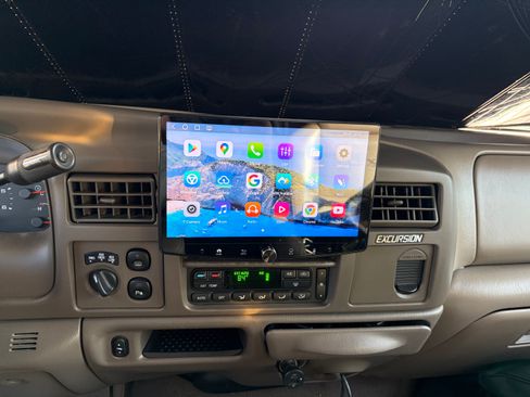 Used 2003 Ford Excursion Limited AWD/4WD image 9