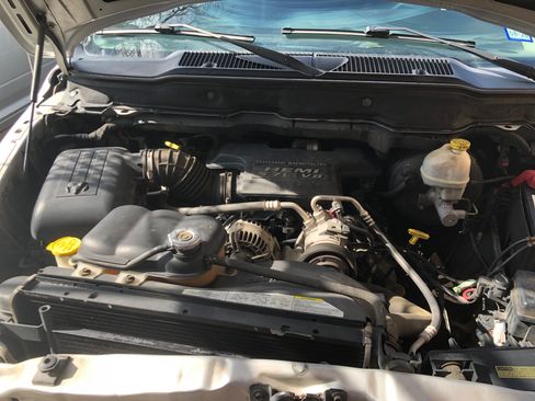 Used 2003 Dodge Ram 1500 Truck SLT image 16